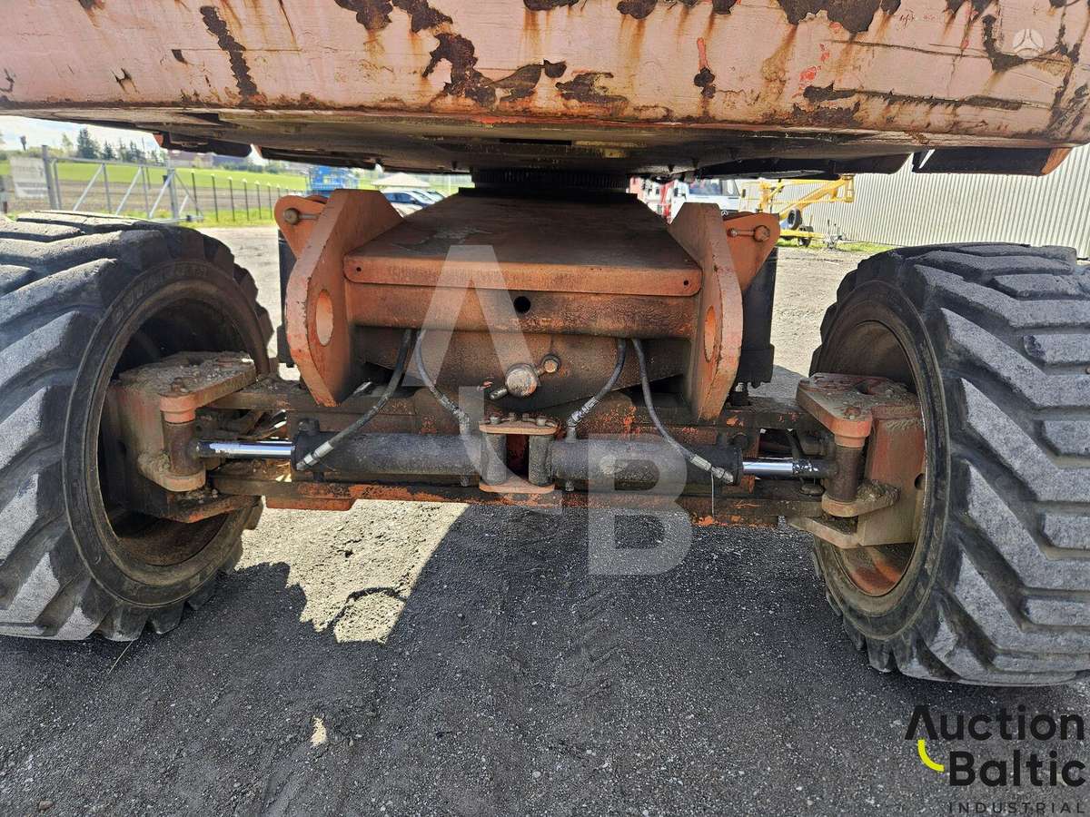 JLG 860 SJ, локтевые подъёмники