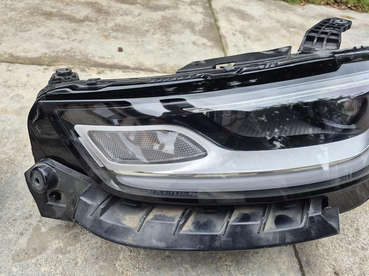 Chrysler Pacifica, 68428559AB, 68428558AC, kėbulo dalys