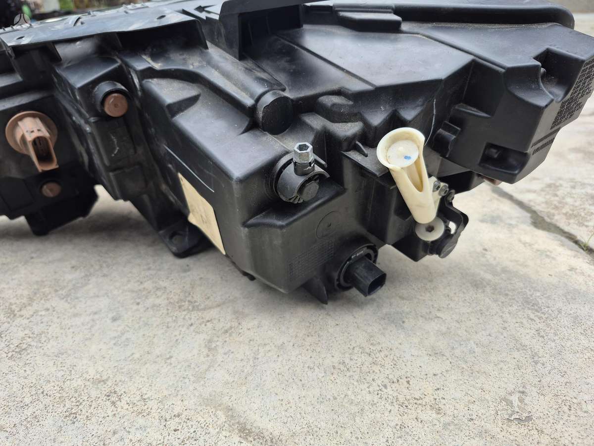 Chrysler Pacifica, 68428559AB, 68428558AC, kėbulo dalys