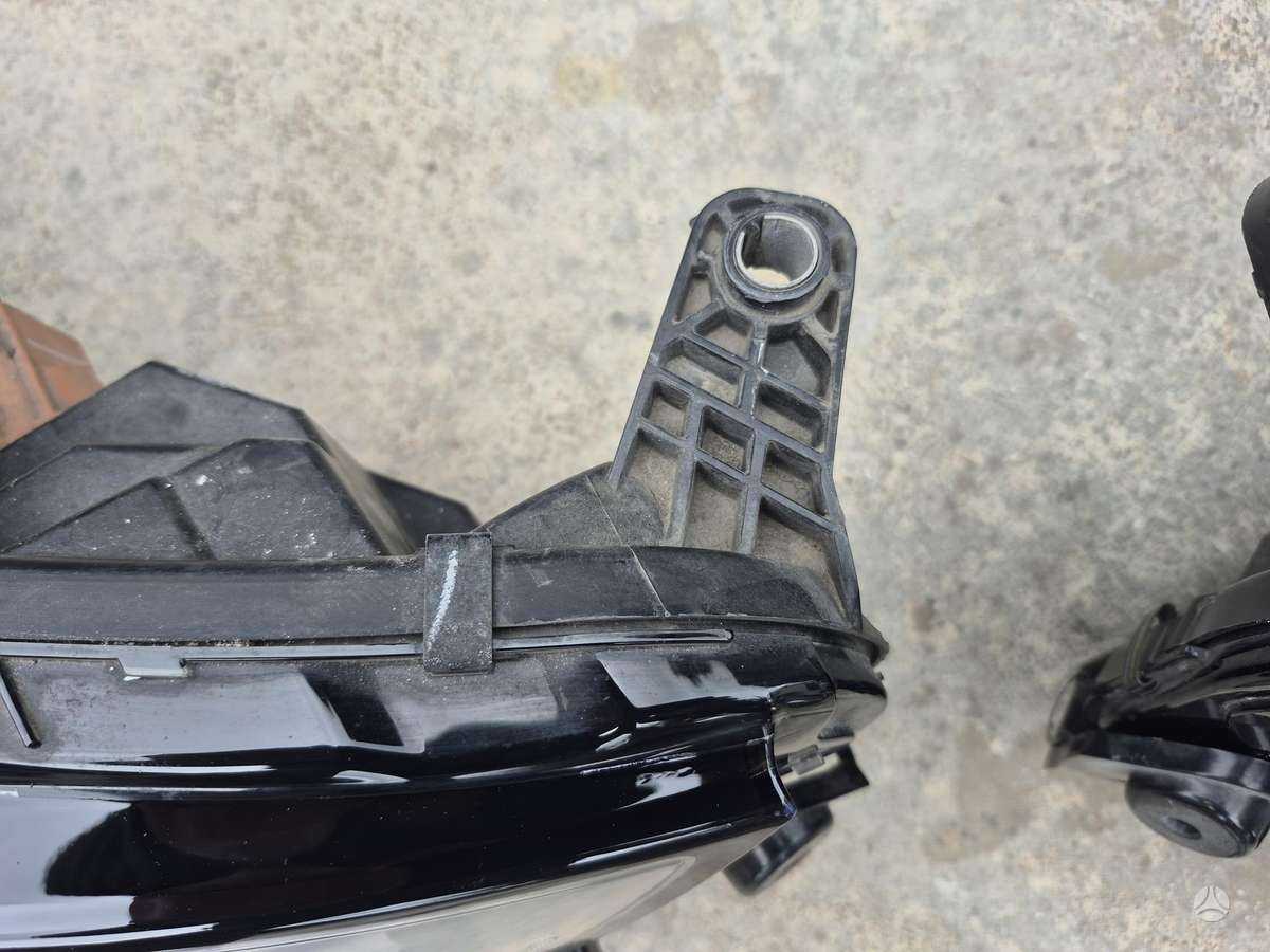 Chrysler Pacifica, 68428559AB, 68428558AC, детали кузова