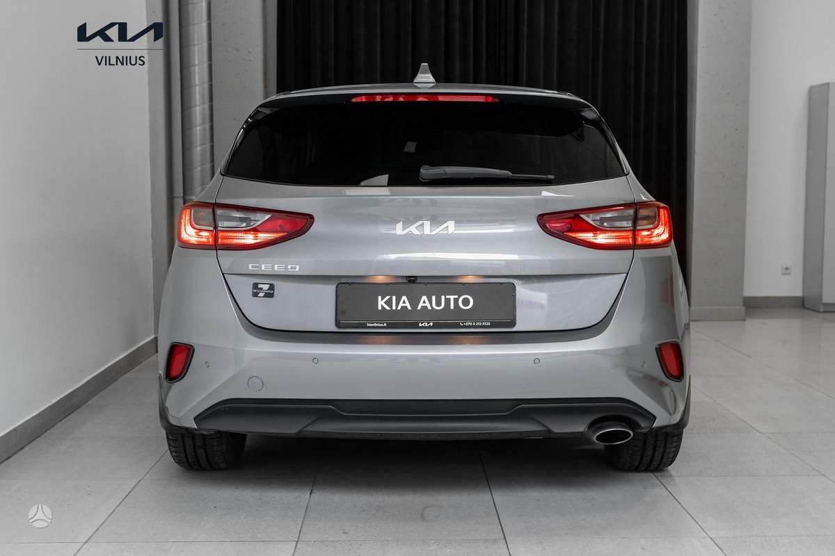 Kia Ceed, 1.6 l., hatchback