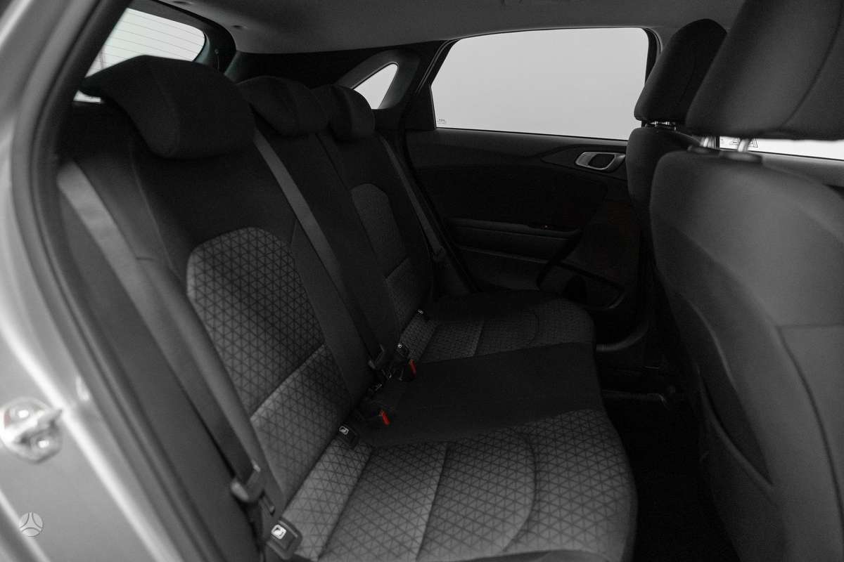 Kia Ceed, 1.6 l., Хэтчбек