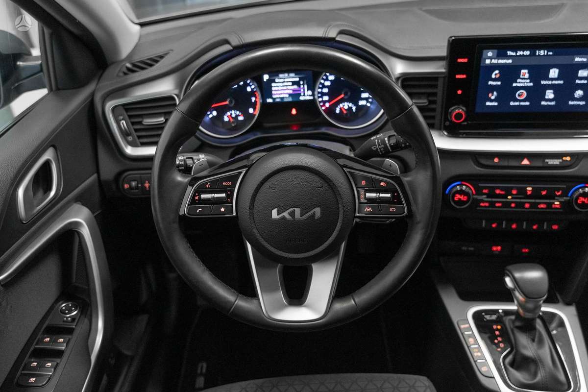 Kia Ceed, 1.6 l., Хэтчбек