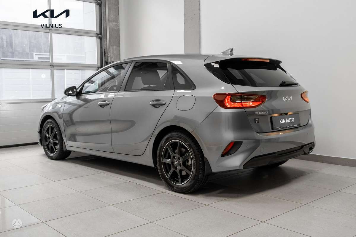Kia Ceed, 1.6 l., Хэтчбек