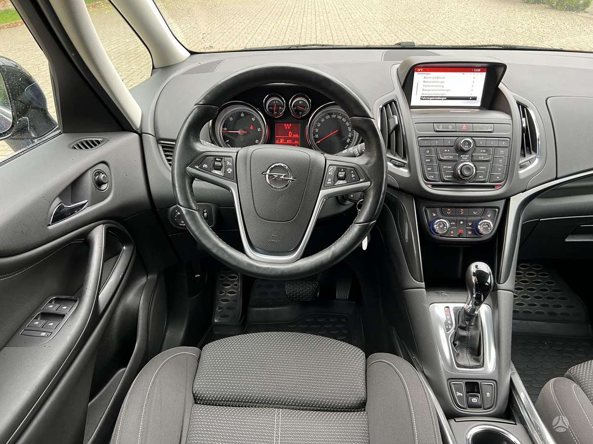 Opel Zafira, 2.0 l., Минивэн