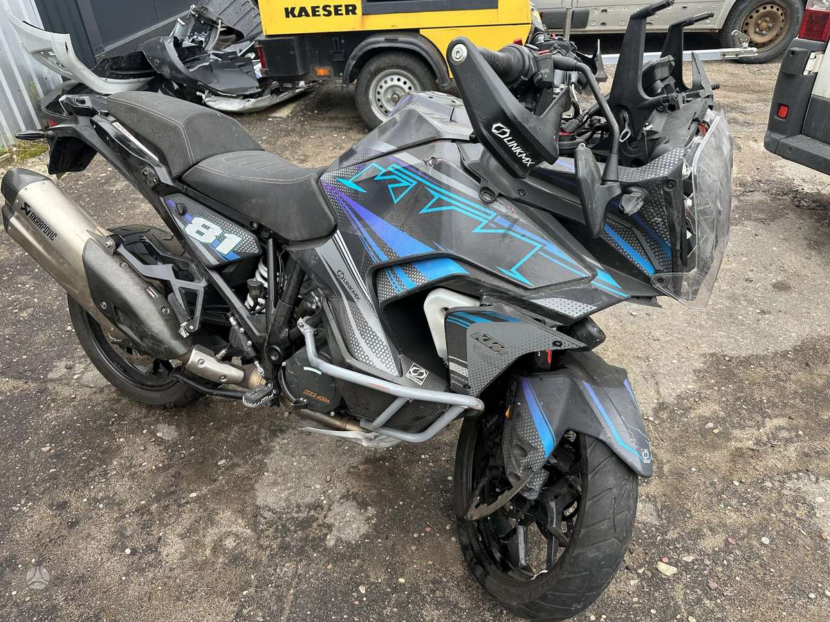 KTM Super Adventure 1300cc, enduro / adventure