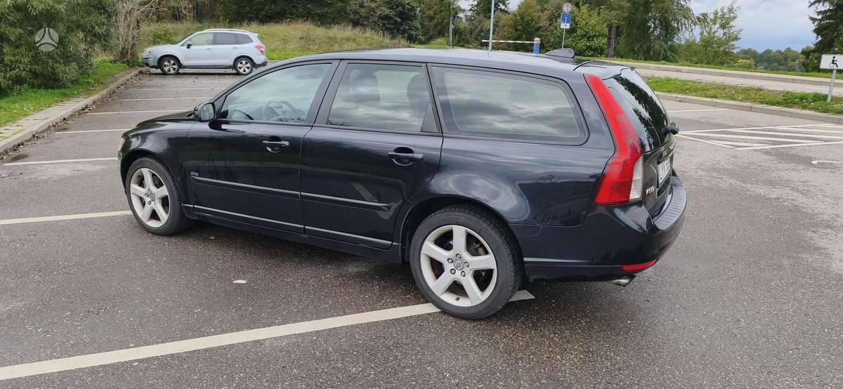 Volvo V50, 2.4 l., wagon