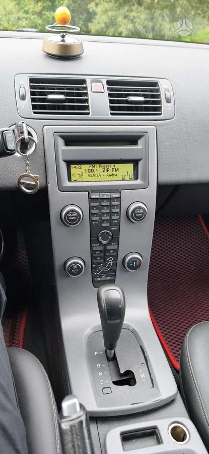 Volvo V50, 2.4 l., wagon