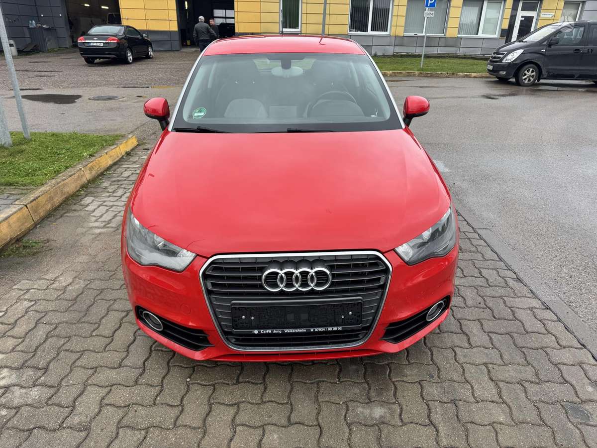 Audi A1, 1.6 l., hatchback