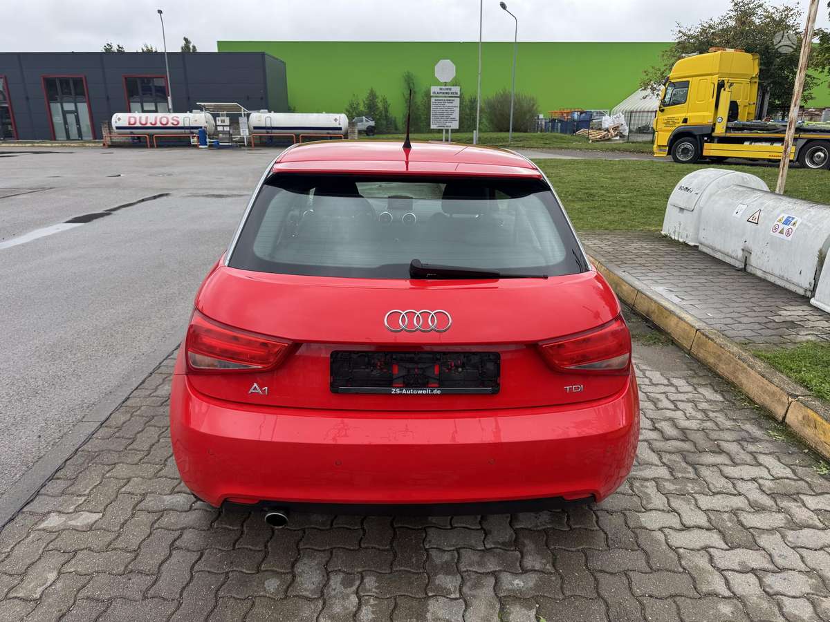 Audi A1, 1.6 l., hatchback