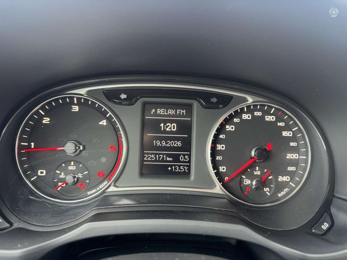 Audi A1, 1.6 l., hatchback