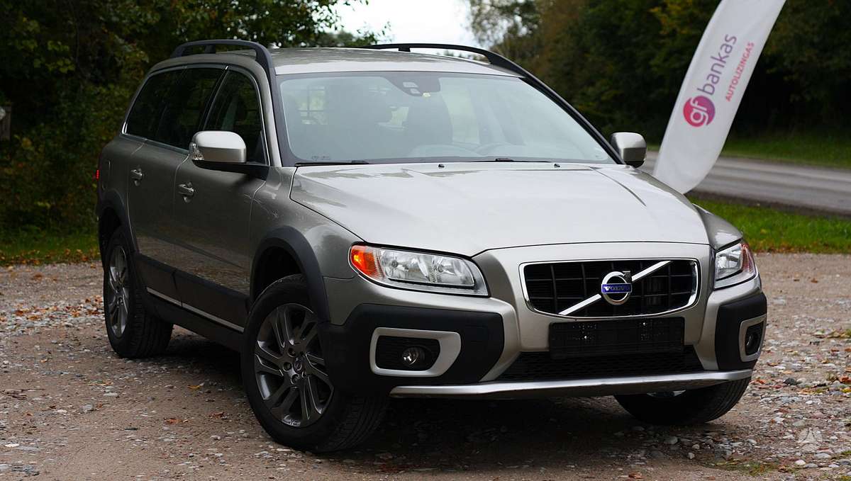 Volvo XC70, 2.4 l., wagon