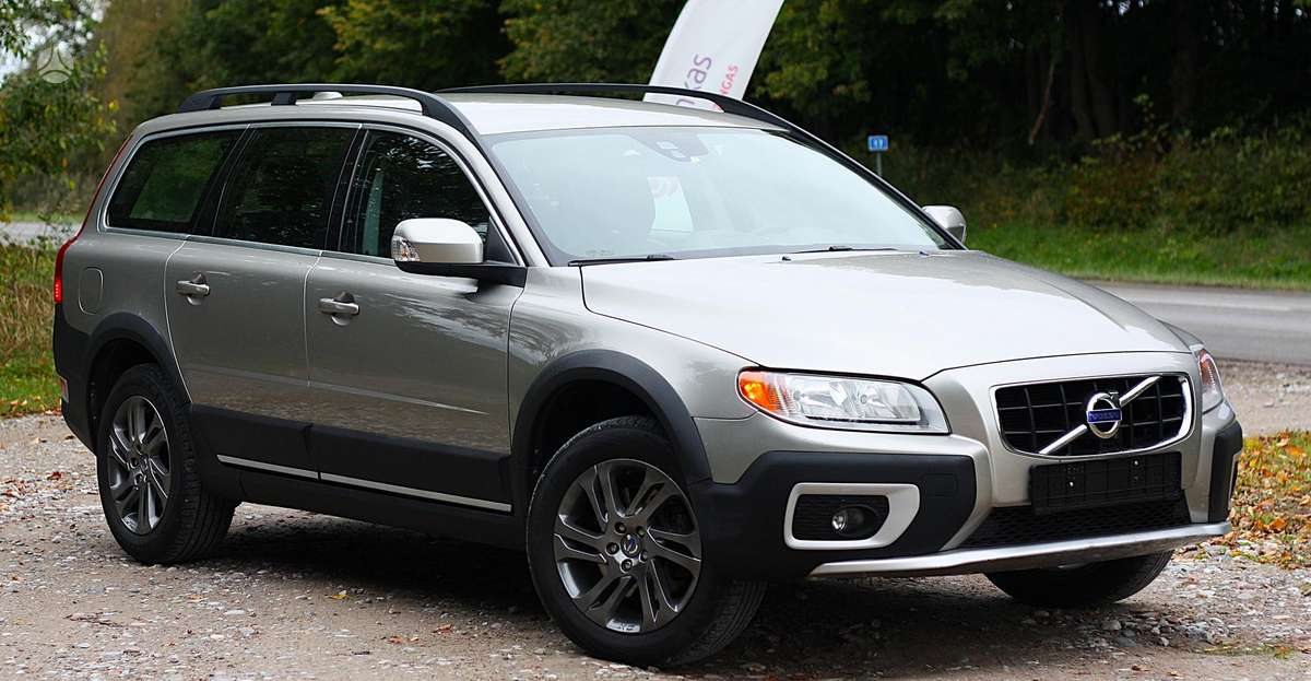 Volvo XC70, 2.4 l., wagon