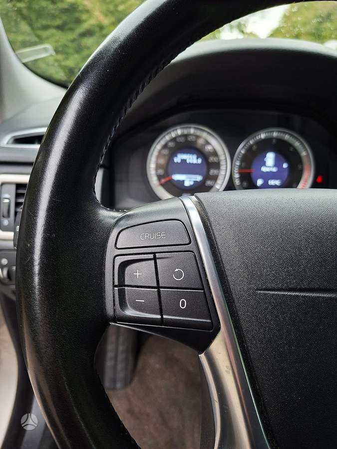 Volvo XC70, 2.4 l., wagon