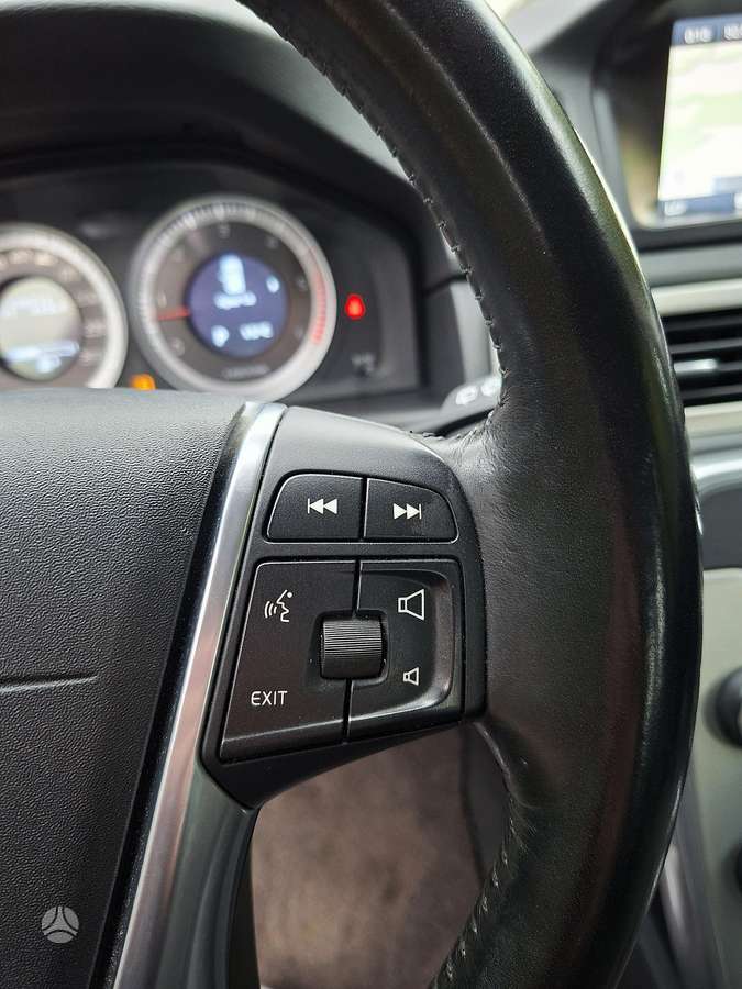 Volvo XC70, 2.4 l., wagon