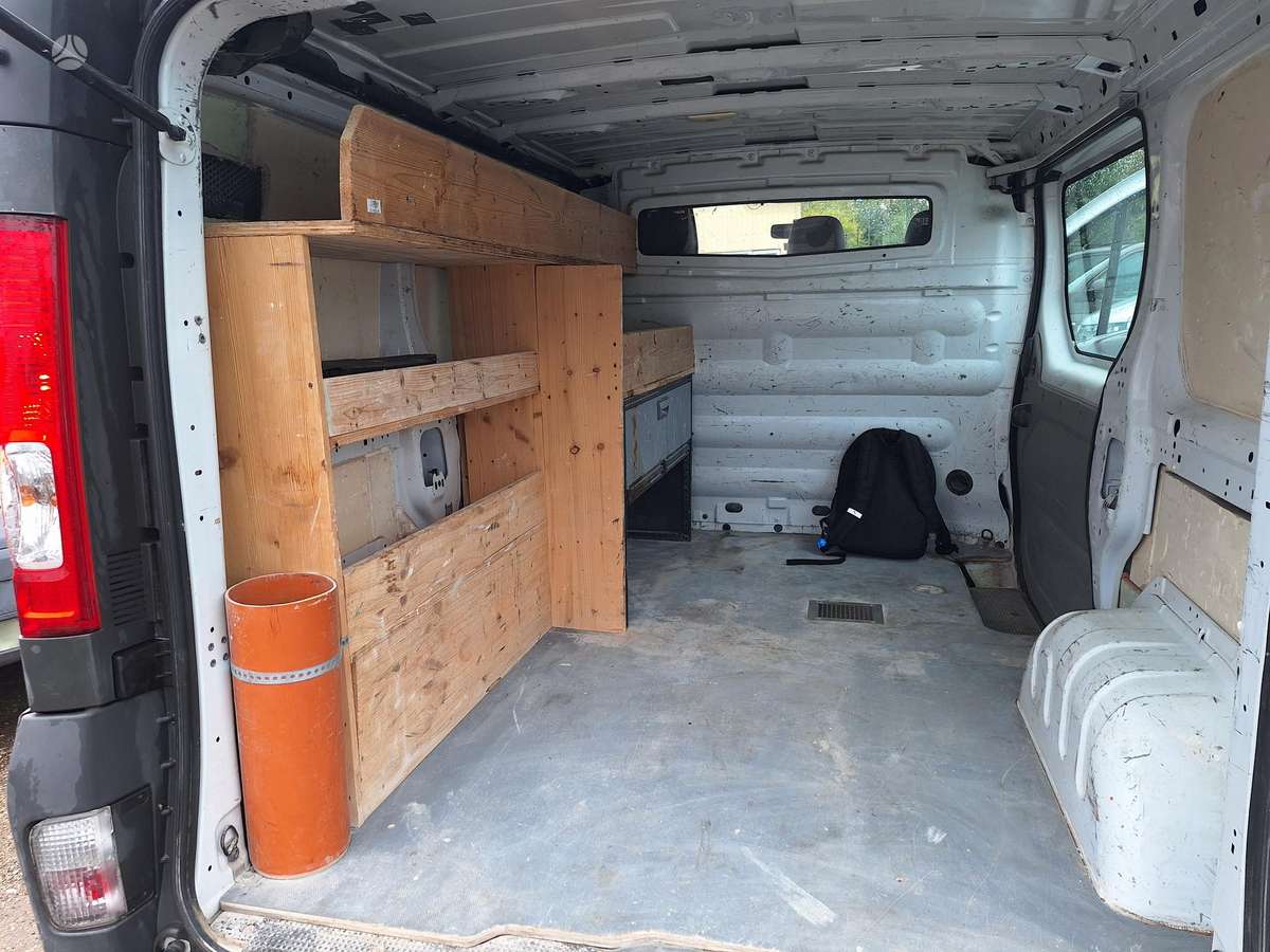Opel Vivaro, 2.0 l., cargo van