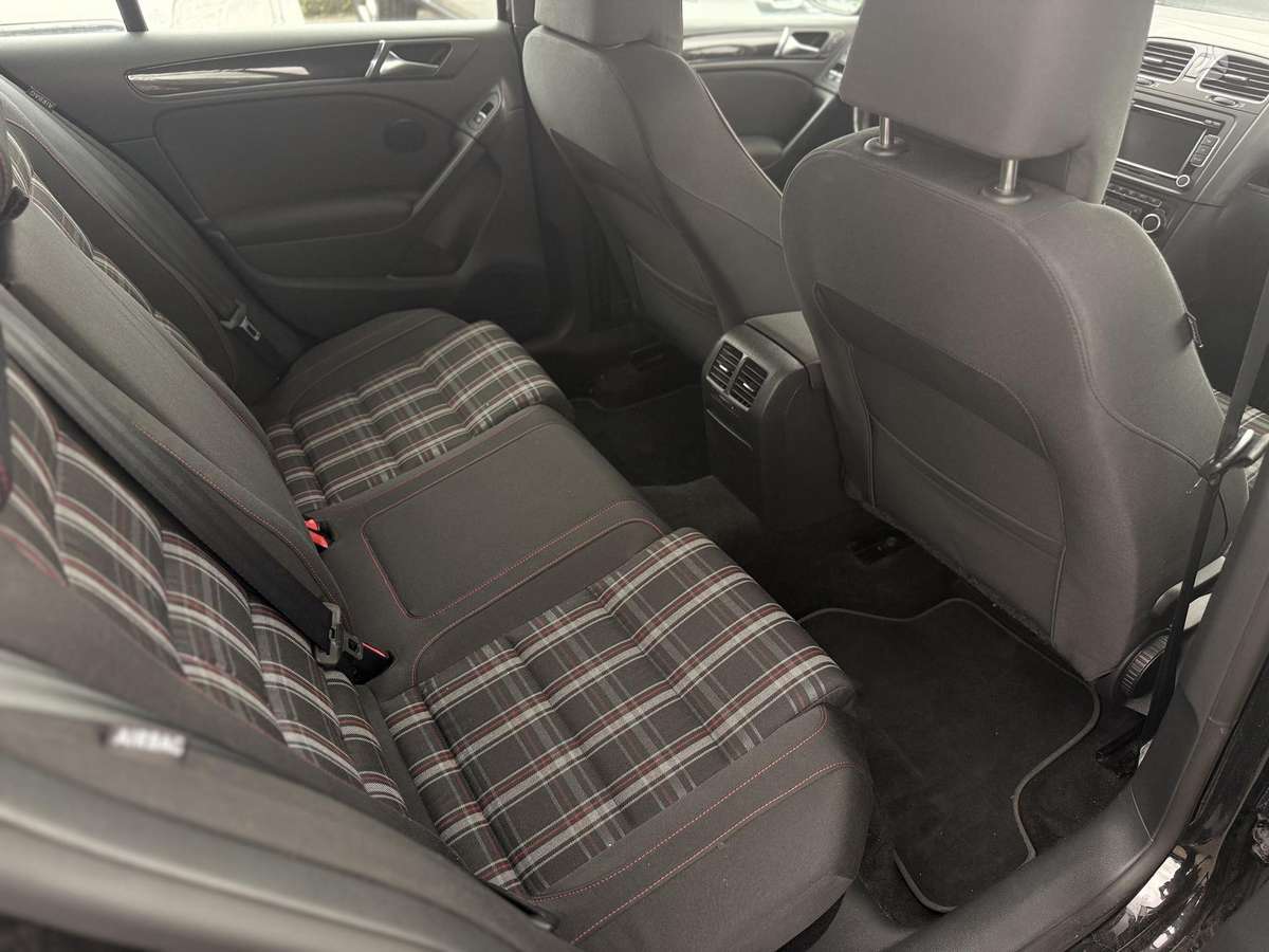 Volkswagen Golf, 2.0 l., hatchback