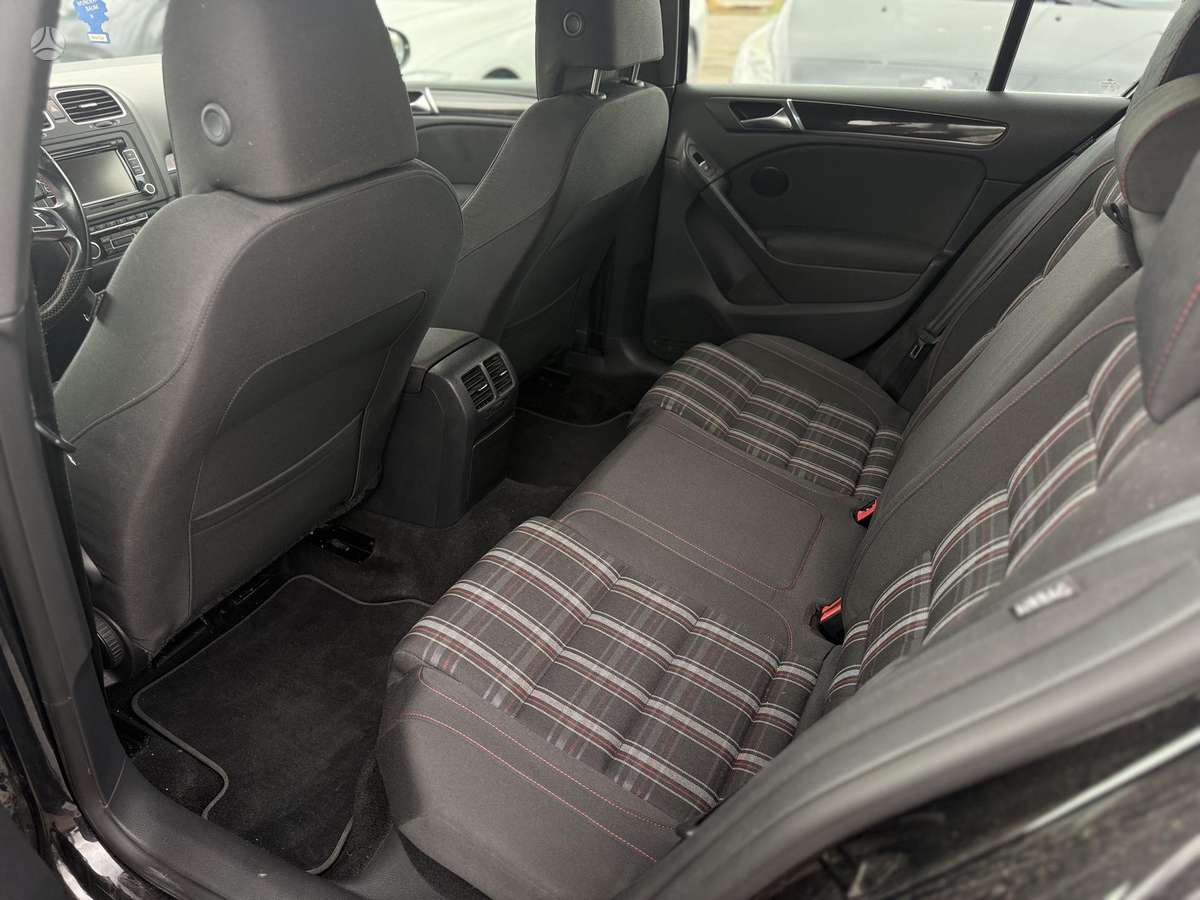 Volkswagen Golf, 2.0 l., hatchback