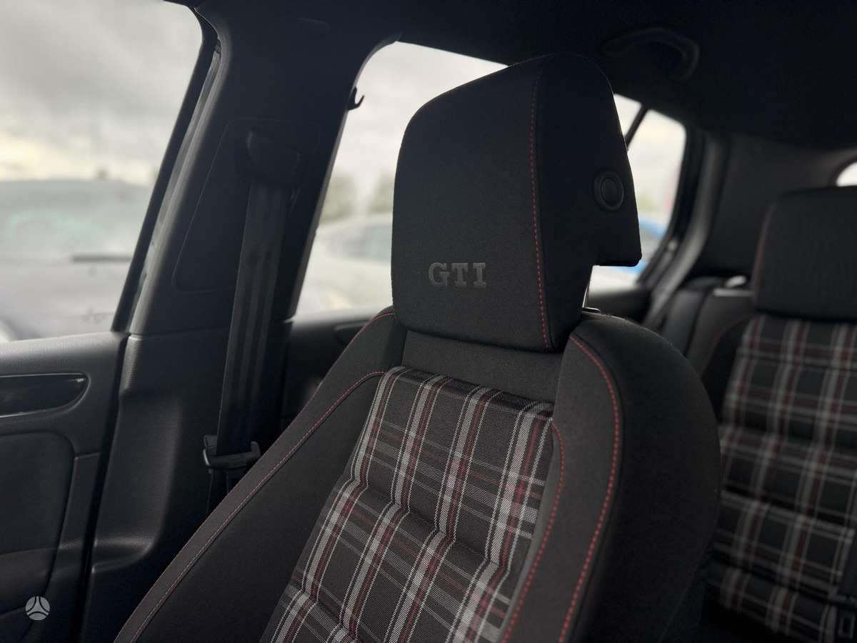 Volkswagen Golf, 2.0 l., hatchback