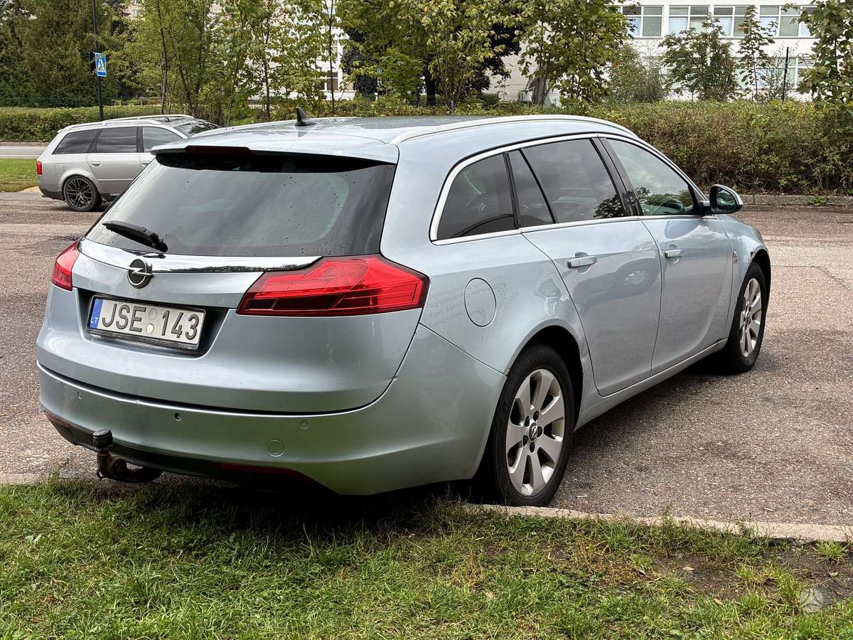 Opel Insignia, 2.0 l., Универсал