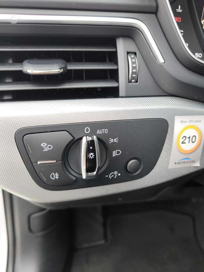 Audi A4, 2.0 l., universalas