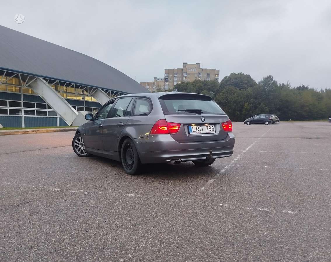 BMW 320, 2.0 l., wagon