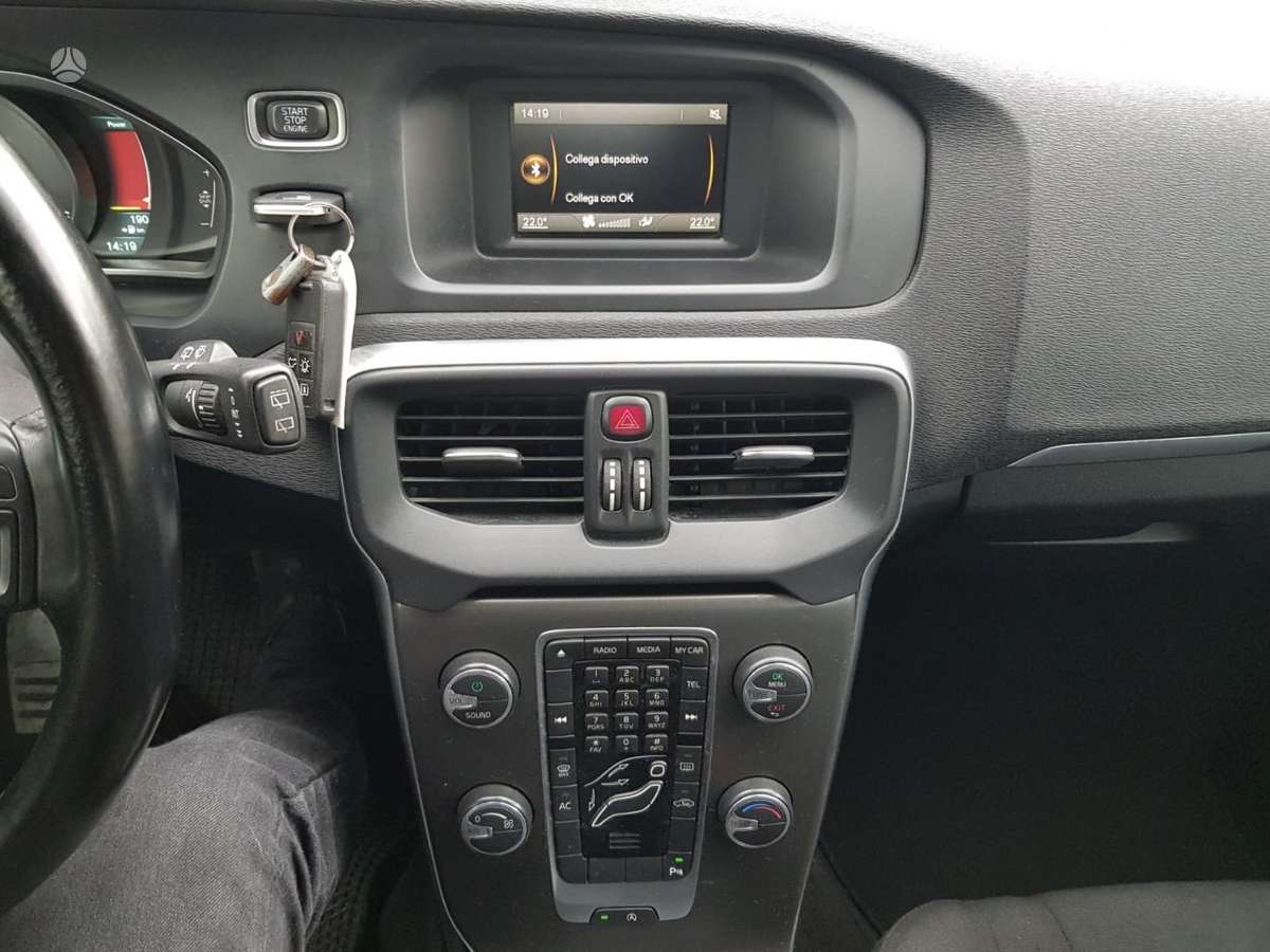 Volvo V40, 1.6 l., Хэтчбек