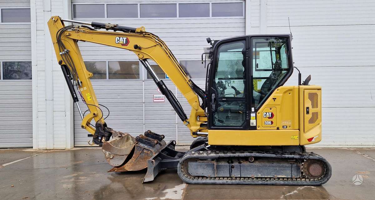 Caterpillar 306, mini ekskavatoriai