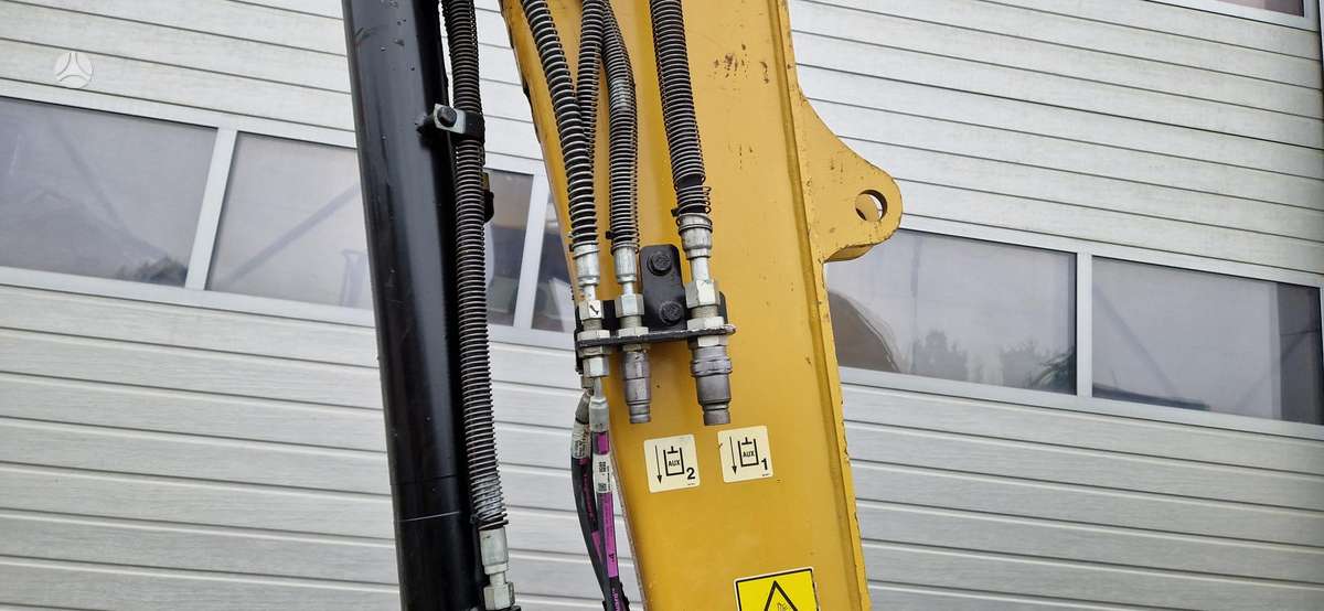 Caterpillar 306, mini excavator