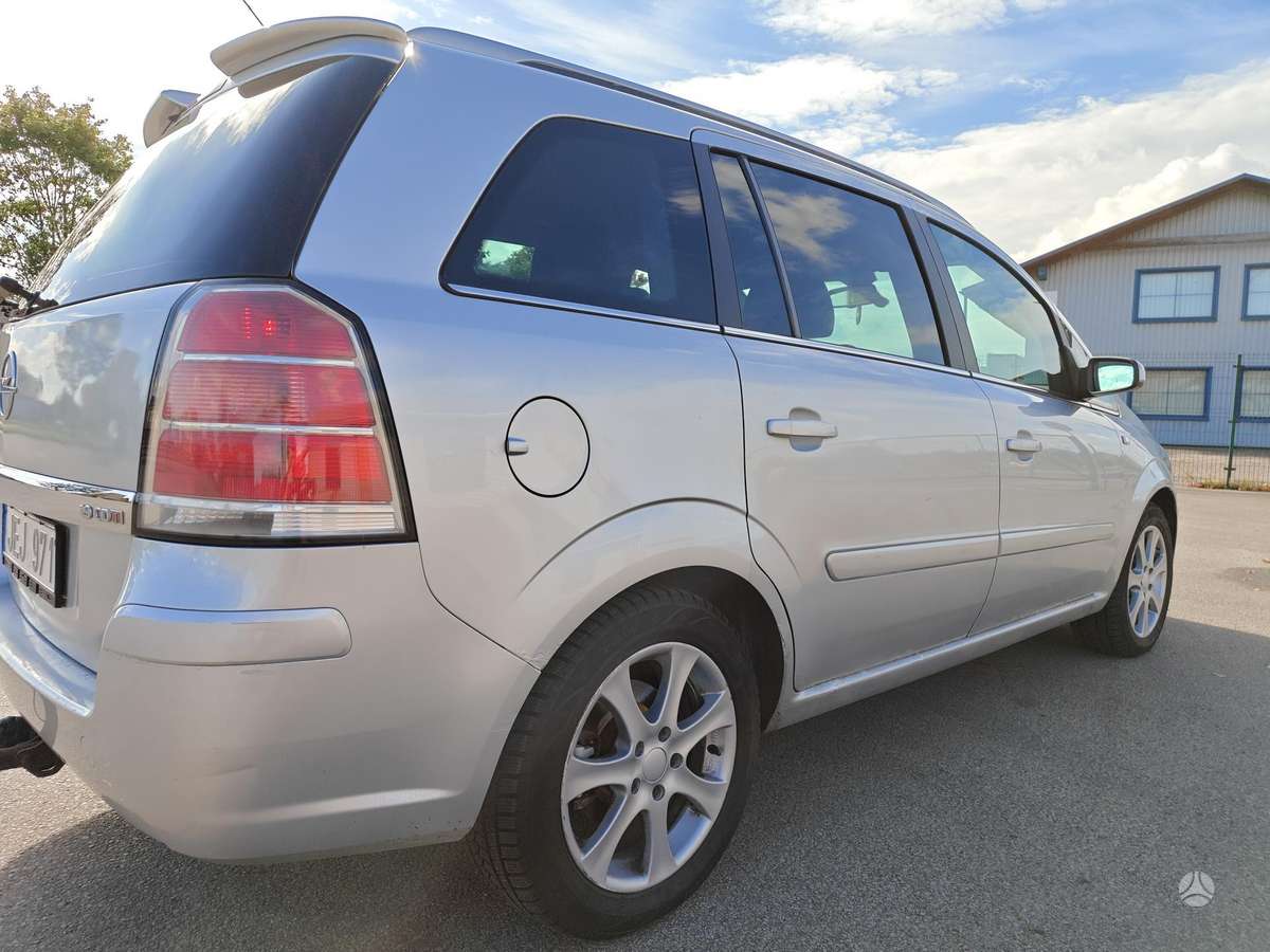 Opel Zafira 2006 — photo 10