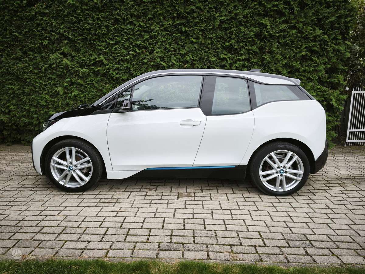 BMW i3, 33 kWh, hatchback