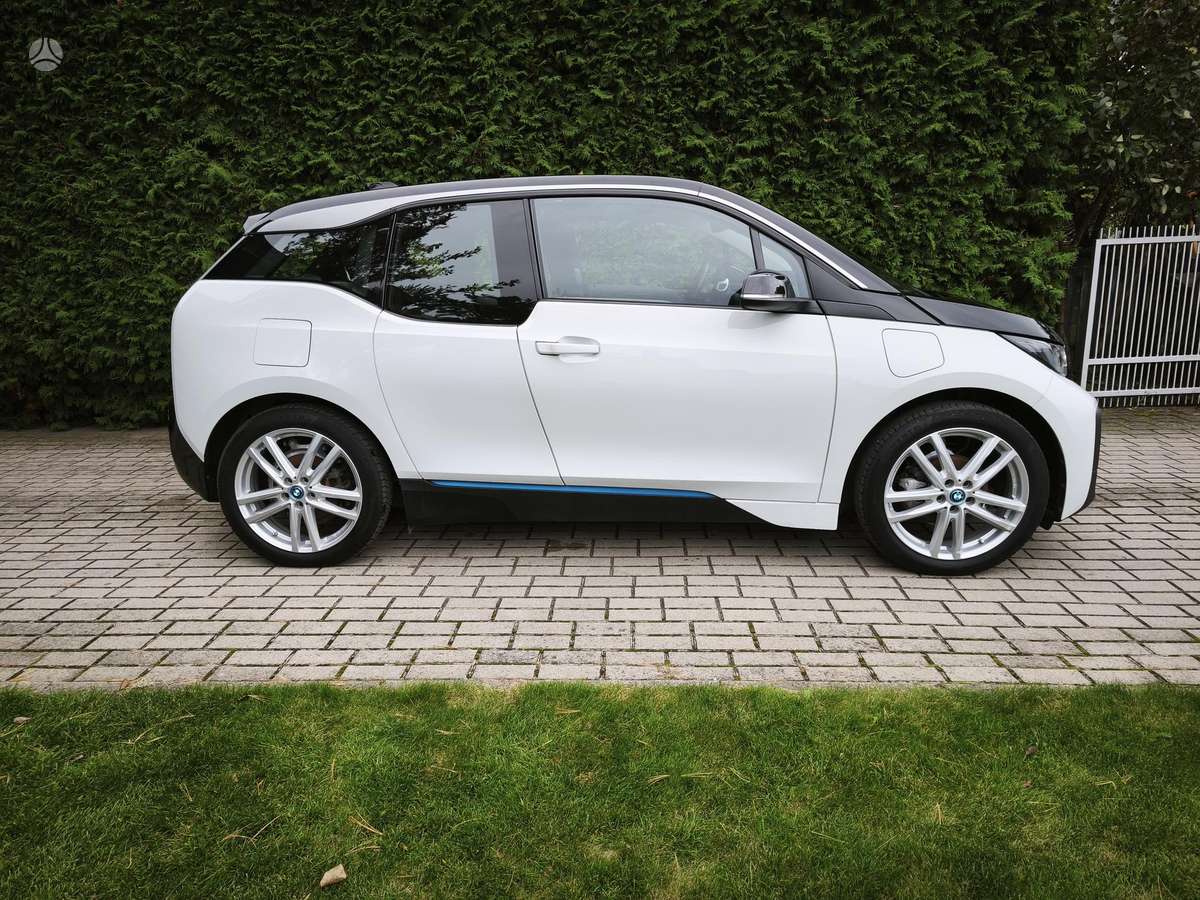 BMW i3, 33 kWh, hečbekas