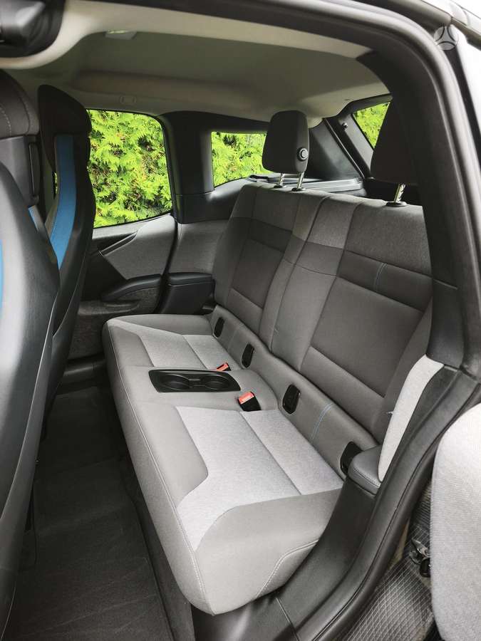 BMW i3, 33 kWh, hatchback