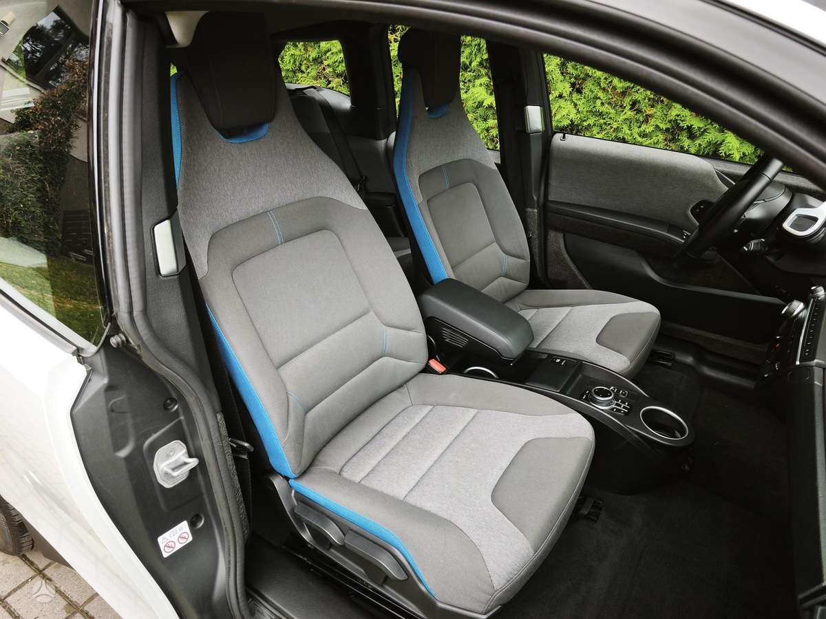 BMW i3, 33 kWh, hečbekas