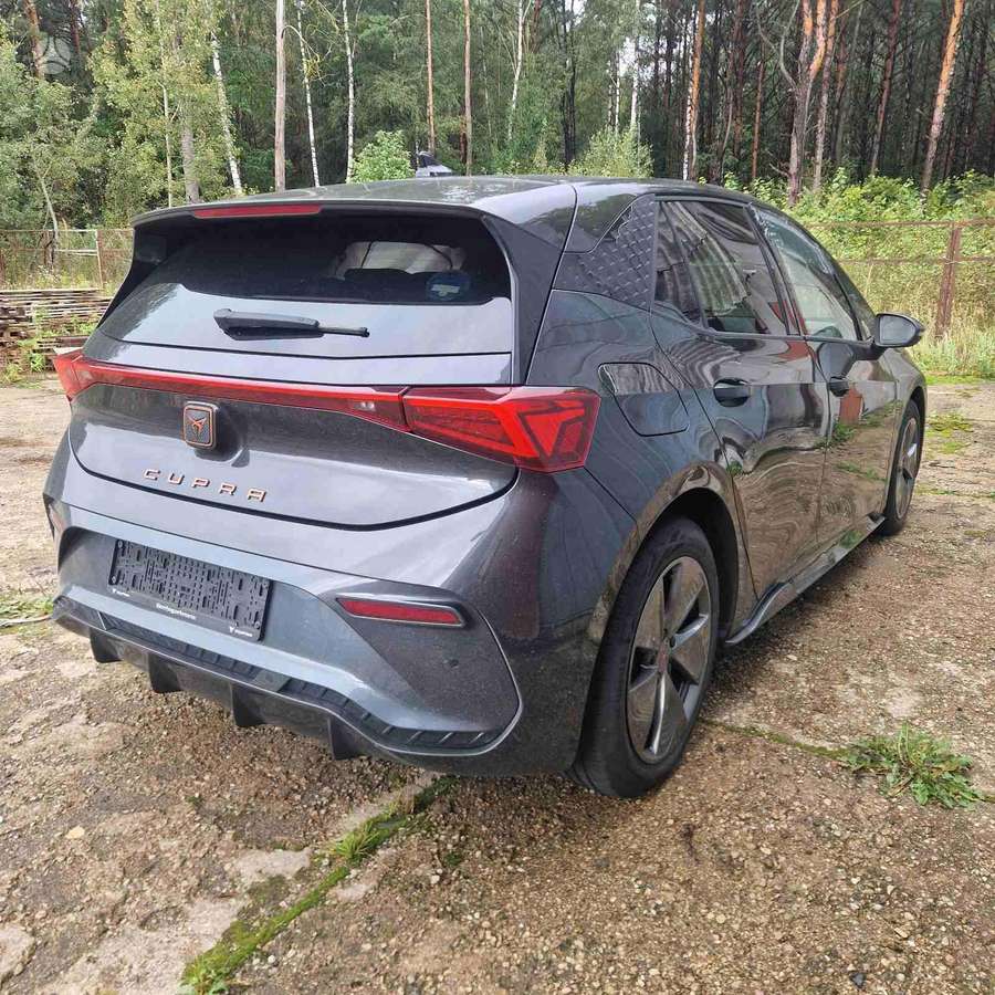 Cupra Born, 62 kWh, hatchback