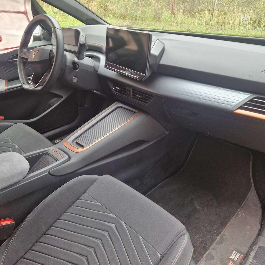 Cupra Born, 62 kWh, hatchback