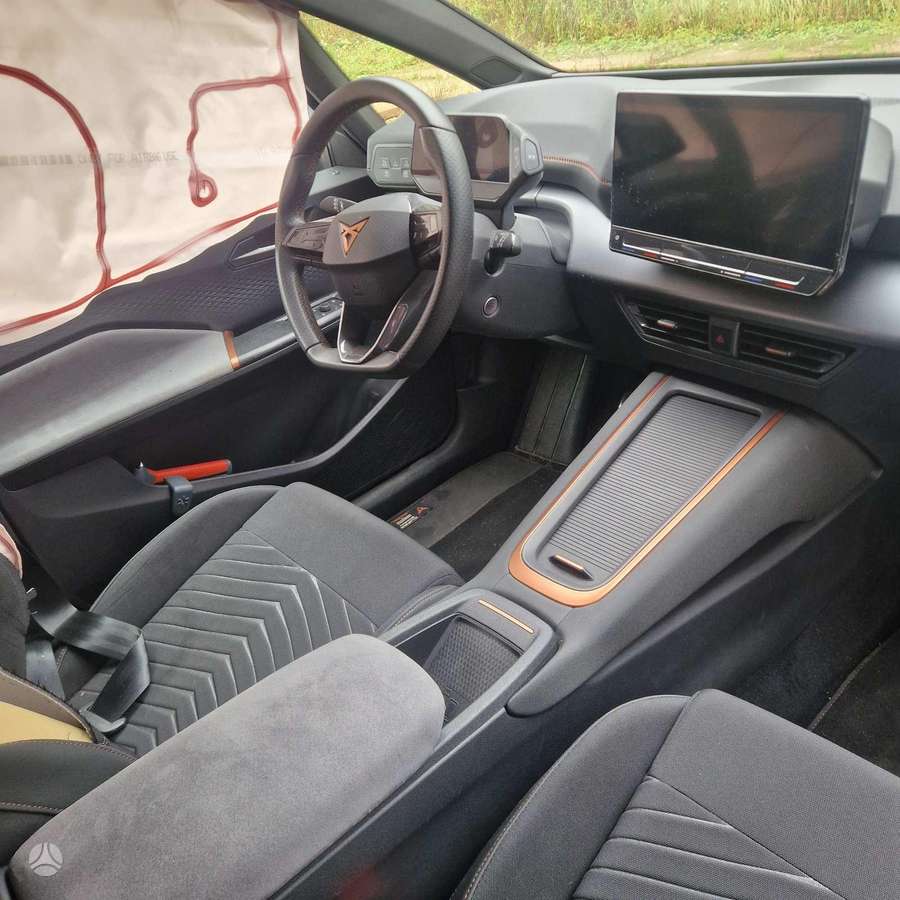 Cupra Born, 62 kWh, hatchback