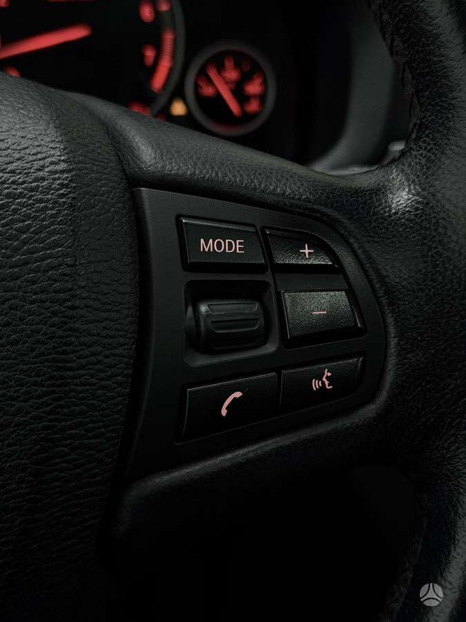 BMW X3, 2.0 l., off-road / crossover