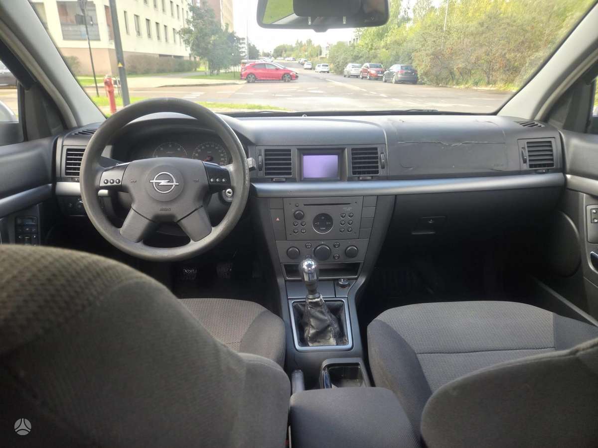 Opel Vectra, 2.2 l., Седан