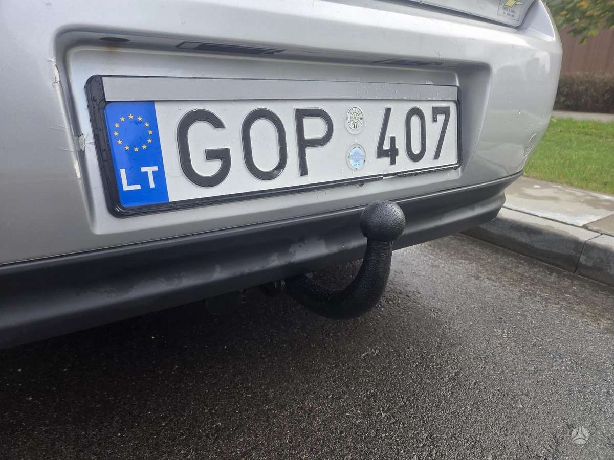 Opel Vectra, 2.2 l., Седан