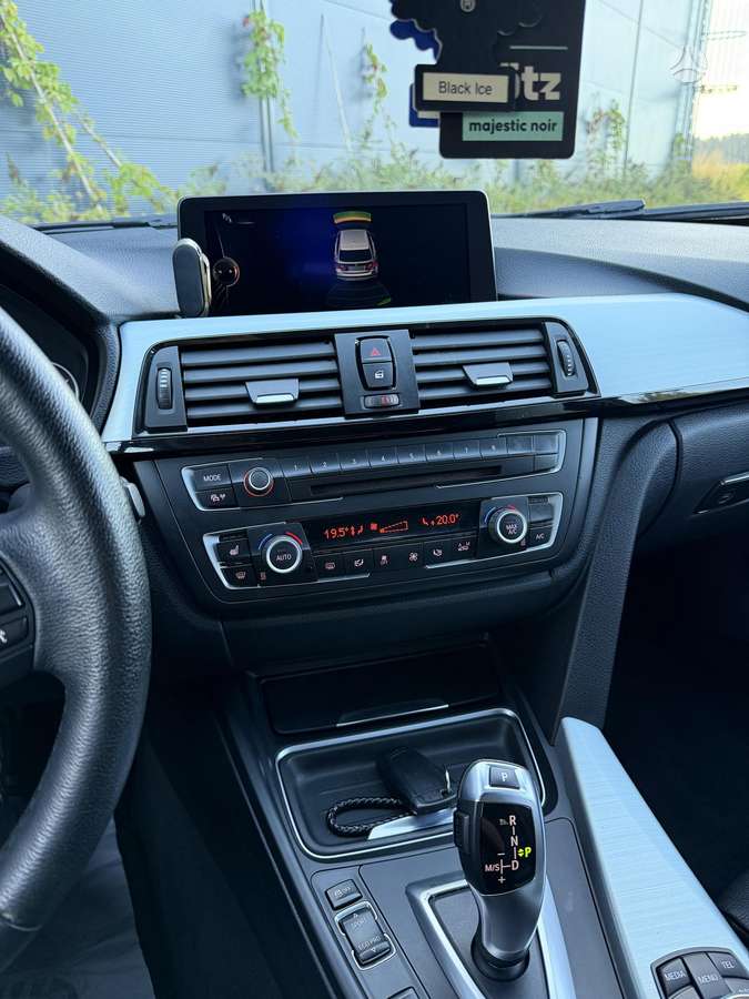 BMW 320, 2.0 l., wagon