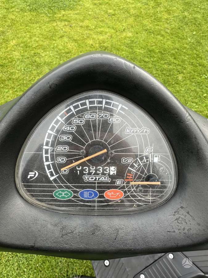 Yamaha Slider 49cc, мотороллеры / мопеды