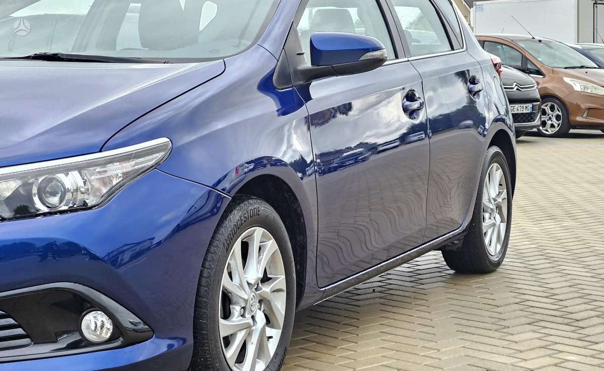 Toyota Auris, 1.2 l., hatchback