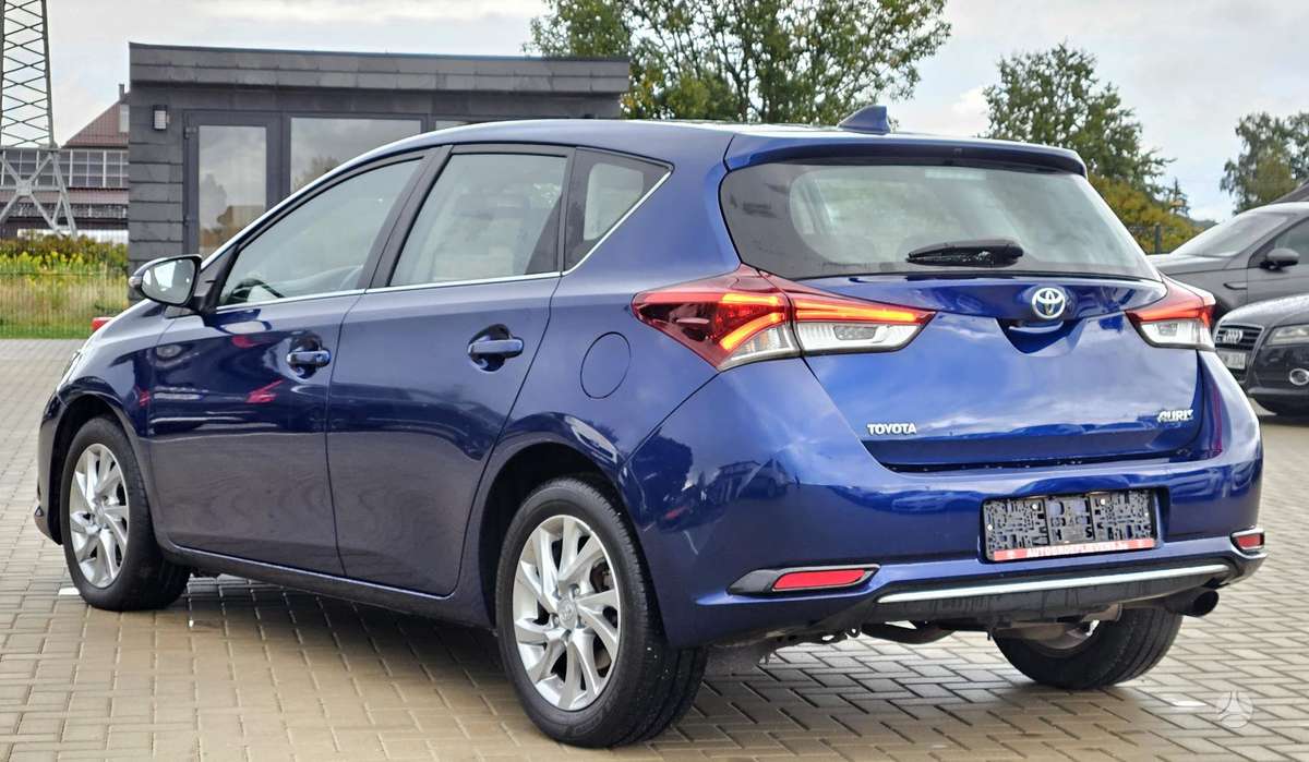 Toyota Auris, 1.2 l., hatchback