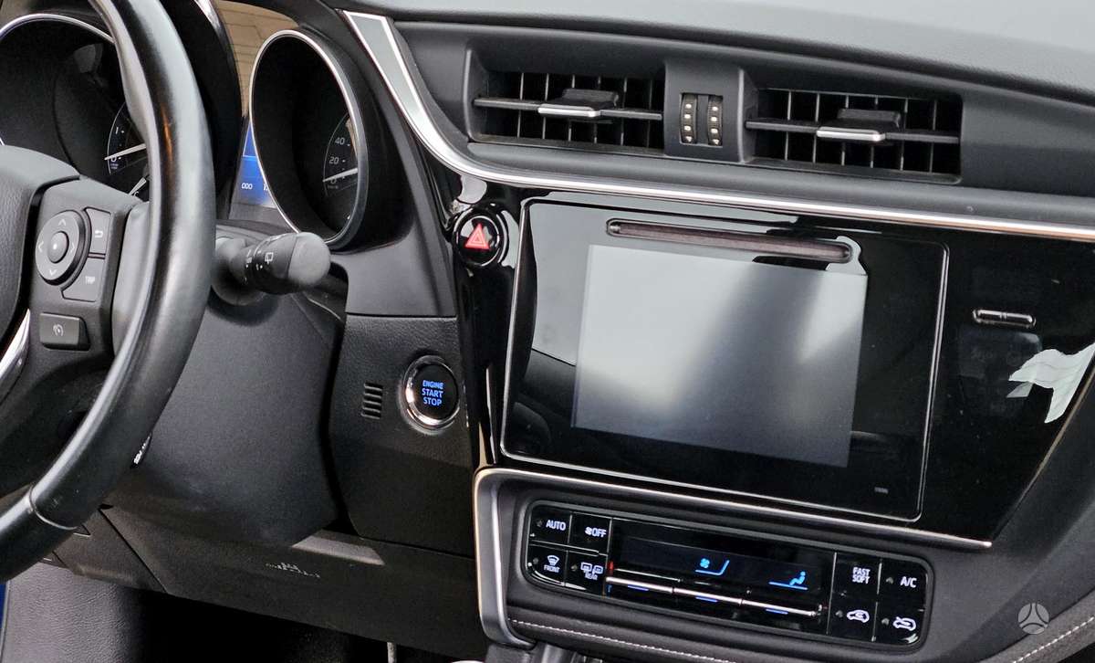 Toyota Auris, 1.2 l., hatchback