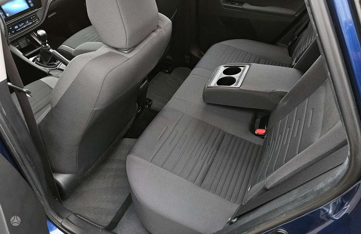 Toyota Auris, 1.2 l., hatchback