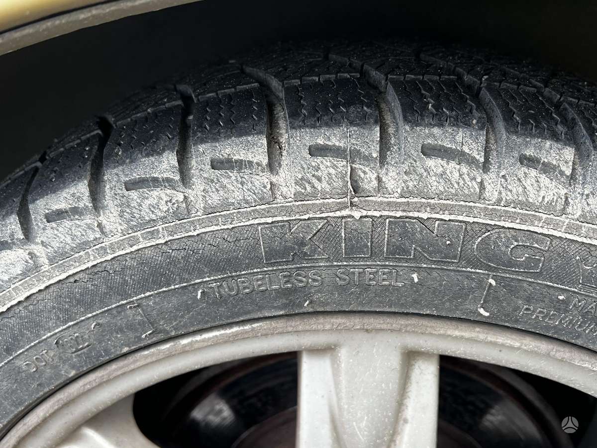 Volvo S60, 2.4 l., Седан