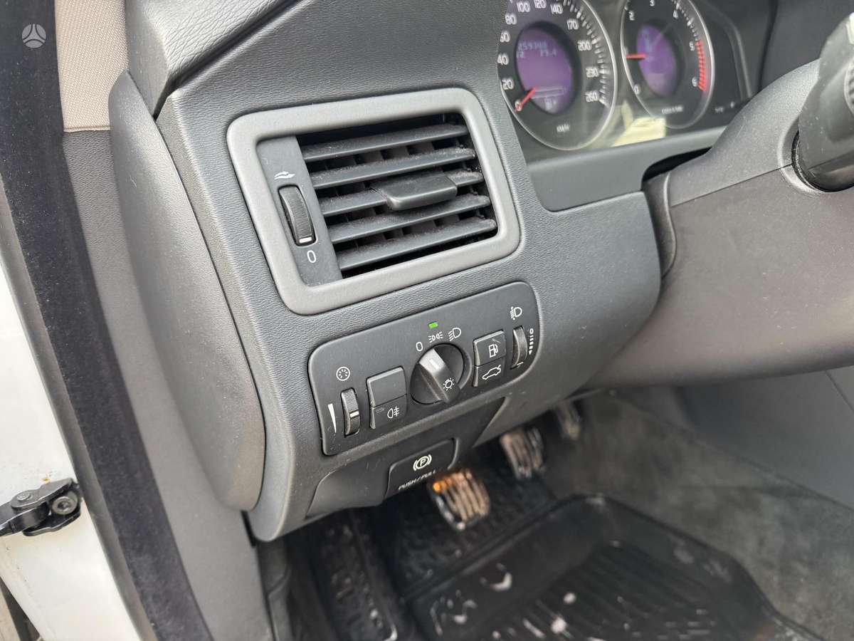 Volvo V70, 1.6 l., Универсал