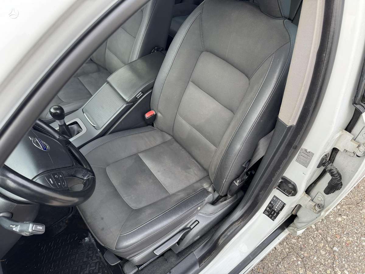 Volvo V70, 1.6 l., Универсал