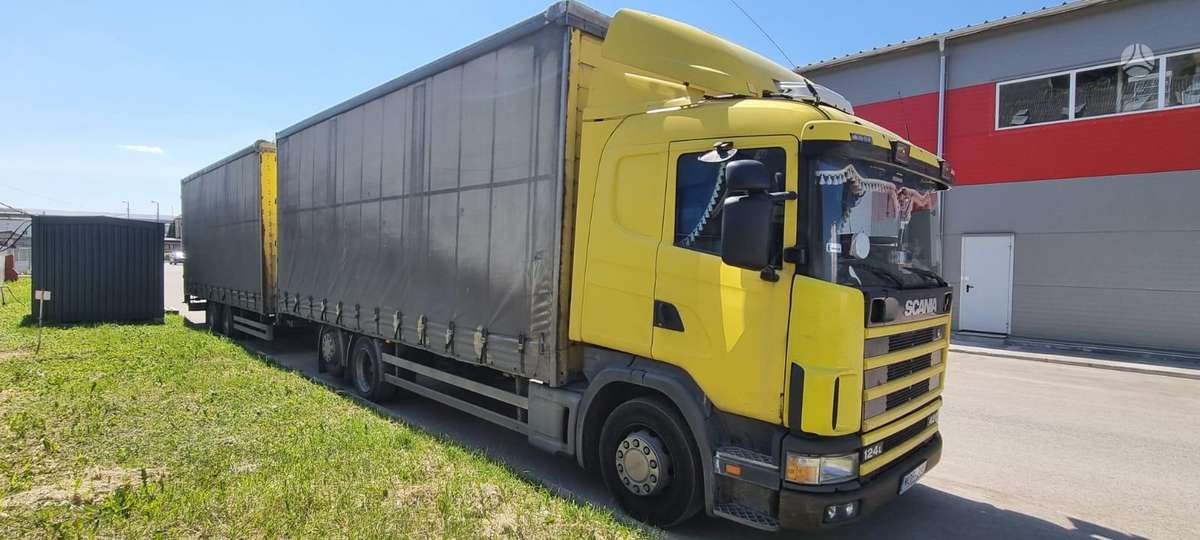 Scania R124, dropside with curtains